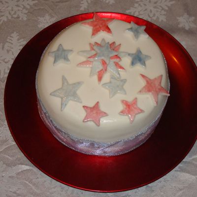 Round Star Cake