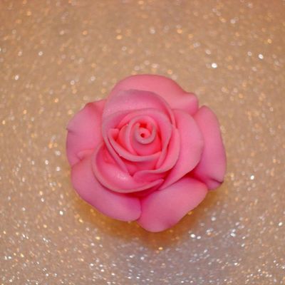 Course Iii Fondant Rose