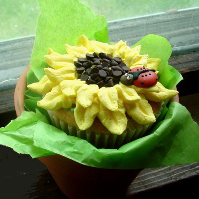 Sunflower Cupcake