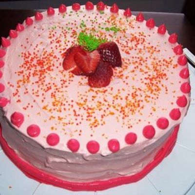 Pink Cake (Strawberry)