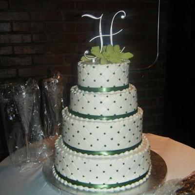 Green Ribbon & Dots Wedding Cake