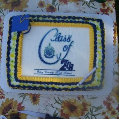 Nieces Graduation Cake