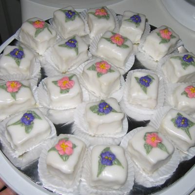 Petit Fours