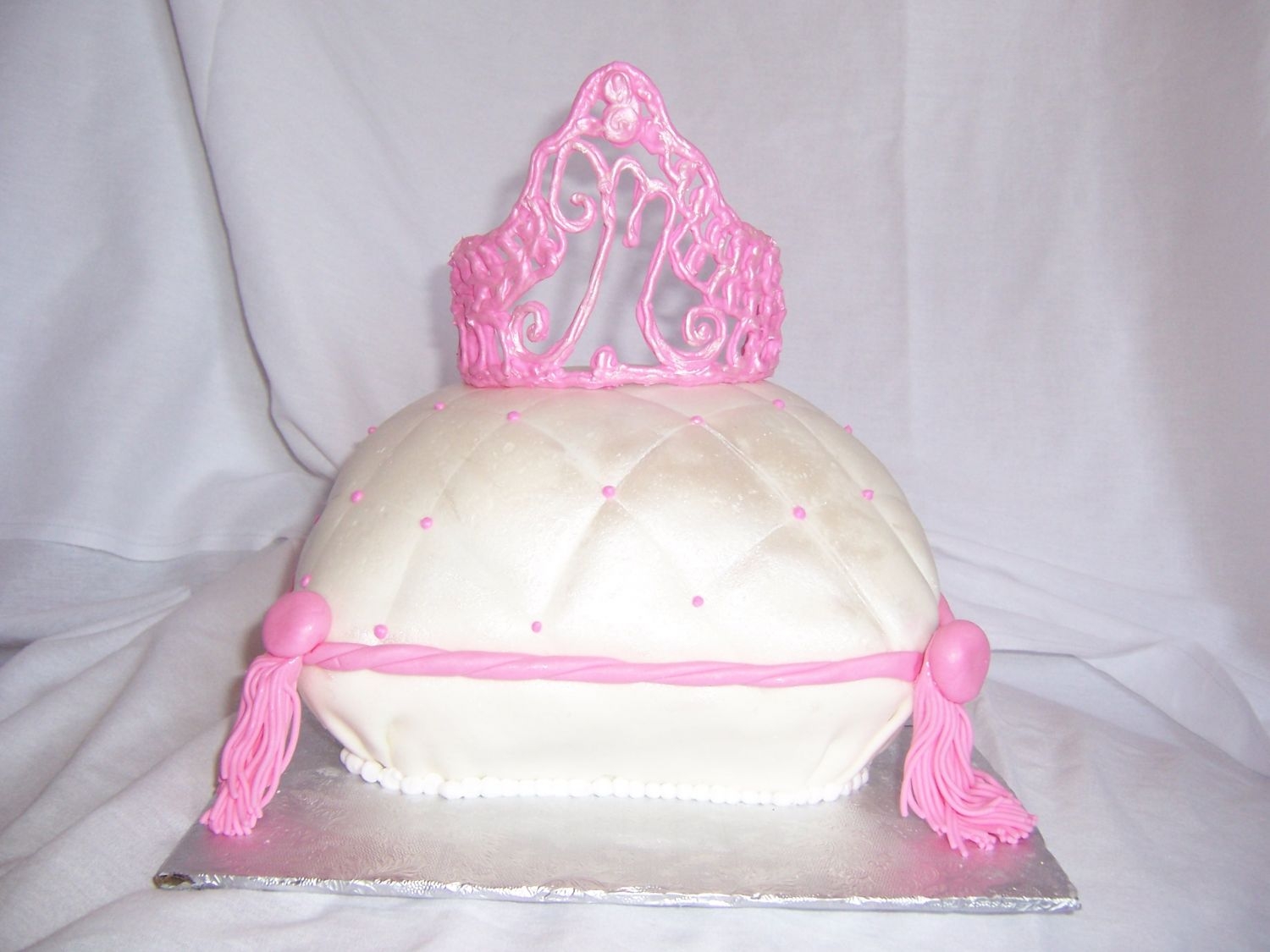 Pillow Tiara Cake