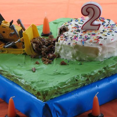 Tractor Cake
