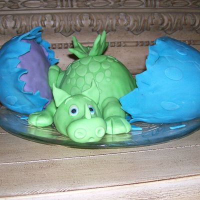 Baby Dragon Cake