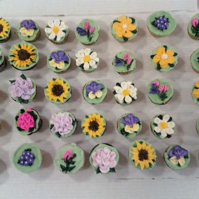 70 Flower Cupcakes