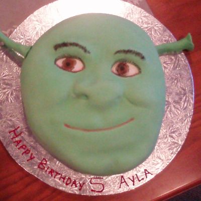 Shrek Cake