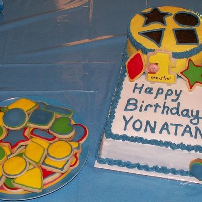 Shape Sorter Cake With Shape Cookies