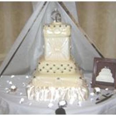 Square, Fondant Covered