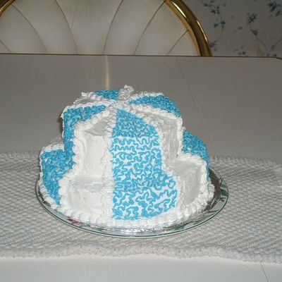 Small Anniversary Cake