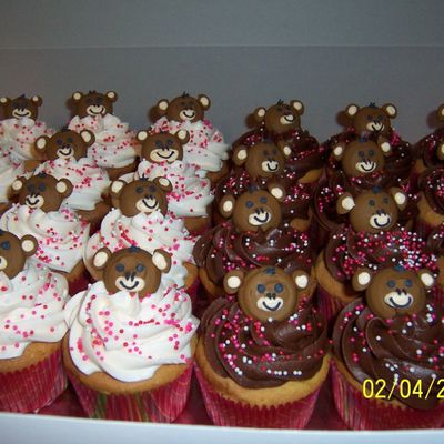 Matching Monkey Cupcakes!!!