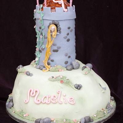 Rapunzel Cake
