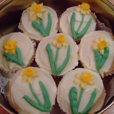 Daffodil Cupcakes