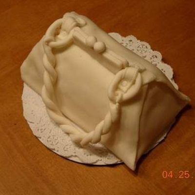 Purse Cake