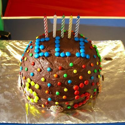 Pinata Cake