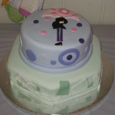 Mod Mom Cake