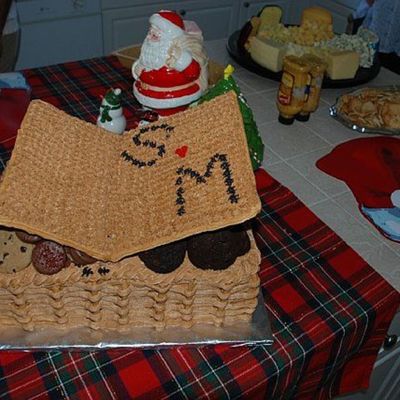 Picnic Basket With Cookies