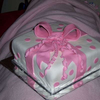 First Cake Using Fondant