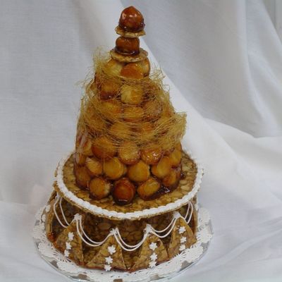 Croquembouche