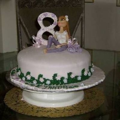 Bratz Cake