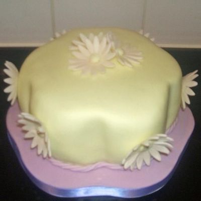 Nana's Mothers Day Cake