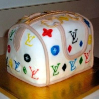 Lv Purse Cake