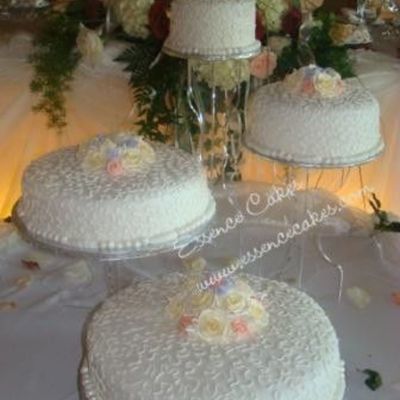 Wedding Cakes On Acrylic Stands