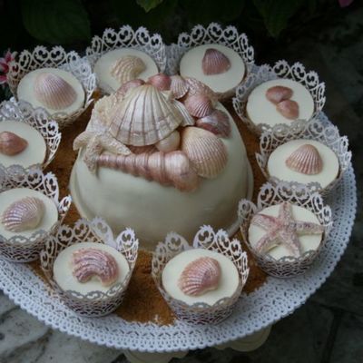Seashell White Chocolate Mudcake