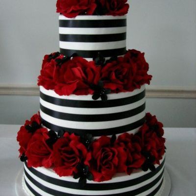 Round Wedding Cake