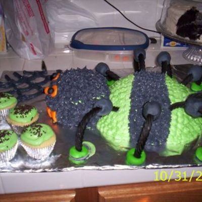Halloween Spider Cake2