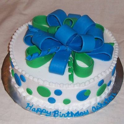 Bow Cake