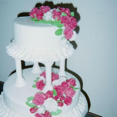 Round Wedding Cake