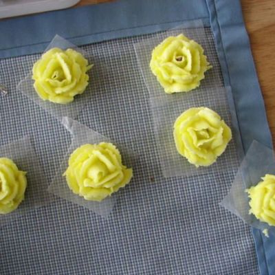 Kisses Base Bc Roses