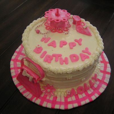 White Cake With Pink Purse, Shoe And Trinket Box