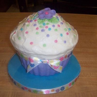 Giant Cupcake