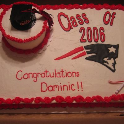 '06 Grad Cake