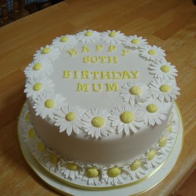 Daisy Cake