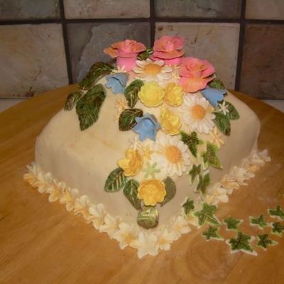 Midsummer Cake