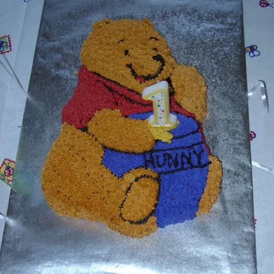 Winnie The Pooh Cake