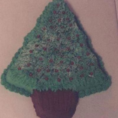 Christmas Tree Cake For A Friend