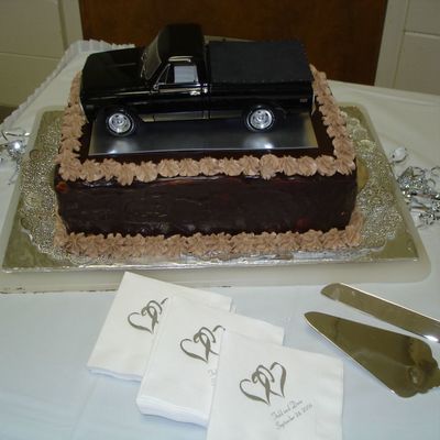 Grooms Cake