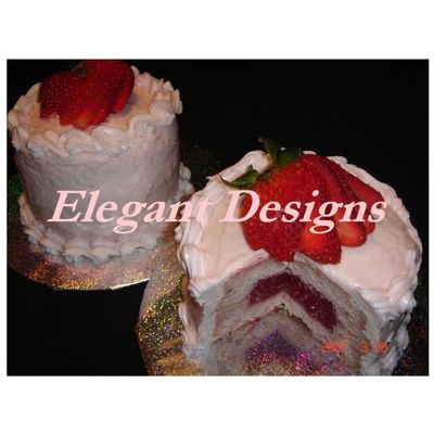 Strawberry Mini Tasty-Fill Cakes