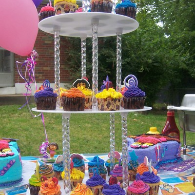 Dora Cupcakes