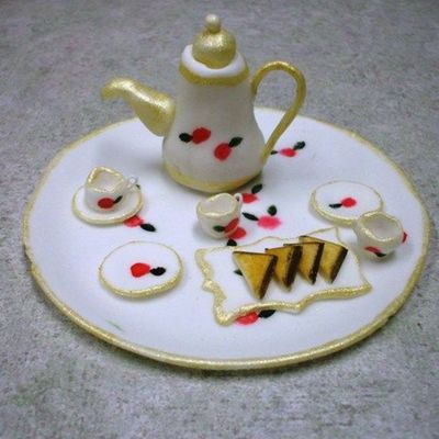 Topper For Teapot Cake