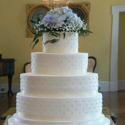 Buttercream & Pearls