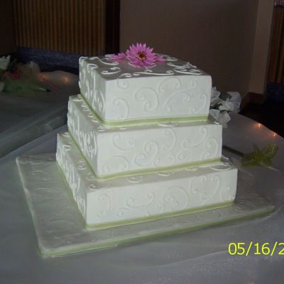 Lime/pink Wedding Cake