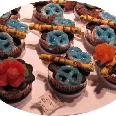 Dragon_Fly_Cup_Cakes.jpg