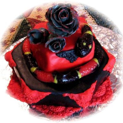 Gothic Birhtday Cake For A Snake Lover!