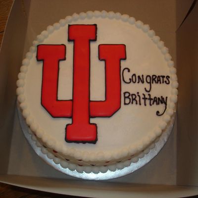 Iu Graduation Cake